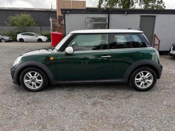 MINI HATCH 1.6 Cooper Auto Euro 5 3dr