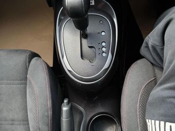 NISSAN JUKE 1.6 NISMO 5DR