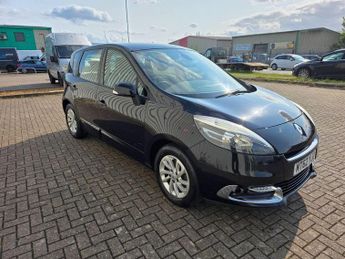Renault Scenic 1.5 dCi Dynamique TomTom