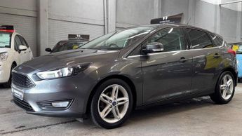 Ford Focus 1.5 TDCi Zetec Diesel Grey 5dr LOW TAX+SATNAV+BLUETOOTH+DAB