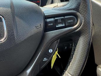 HONDA JAZZ 1.4 i-VTEC ES Plus CVT Euro 5 5dr
