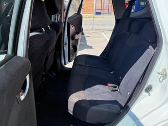 HONDA JAZZ 1.4 i-VTEC ES Plus CVT Euro 5 5dr