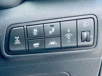 HYUNDAI TUCSON 2.0 CRDi Premium SE