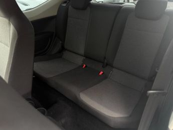 VOLKSWAGEN UP 1.0 High up! Automatic Euro 5 3dr