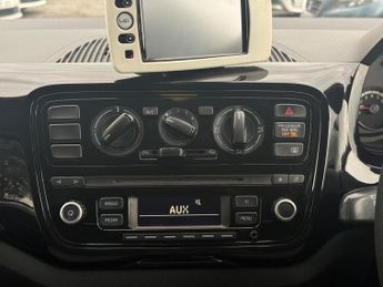VOLKSWAGEN UP 1.0 High up! Automatic Euro 5 3dr