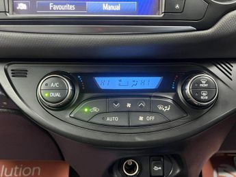 TOYOTA YARIS 1.5 VVT-h Icon E-CVT Euro 6 5dr