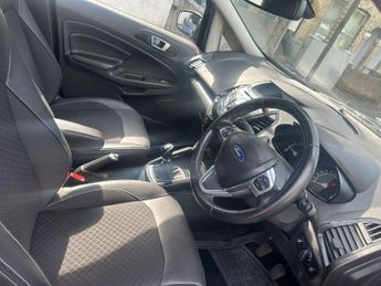 FORD ECOSPORT 1.0 T EcoBoost Titanium