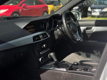 MERCEDES-BENZ C CLASS 1.8 C180 BlueEfficiency Sport G-Tronic+ Euro 5 (s/s) 4dr