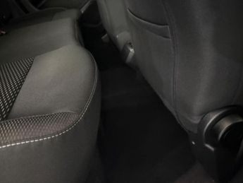 DACIA DUSTER 1.0 TCe Comfort Euro 6 (s/s) 5dr
