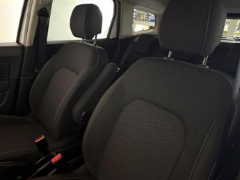 DACIA DUSTER 1.0 TCe Comfort Euro 6 (s/s) 5dr