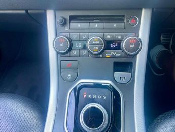 LAND ROVER RANGE ROVER EVOQUE 2.2 SD4 Dynamic