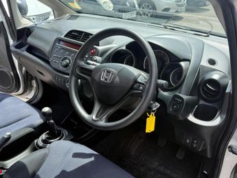 HONDA JAZZ 1.2 i-VTEC S Euro 5 5dr (A/C)