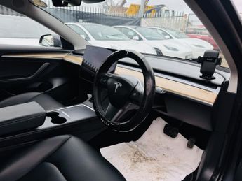 TESLA MODEL 3 (Dual Motor) Long Range