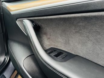 TESLA MODEL 3 (Dual Motor) Long Range