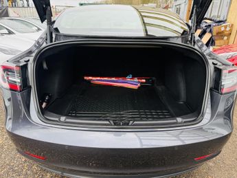 TESLA MODEL 3 (Dual Motor) Long Range