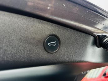 TESLA MODEL 3 (Dual Motor) Long Range