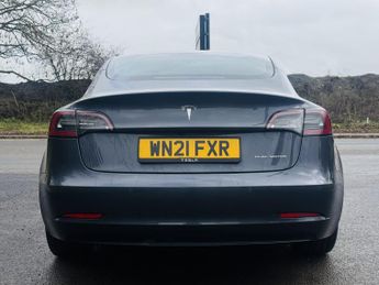 TESLA MODEL 3 (Dual Motor) Long Range