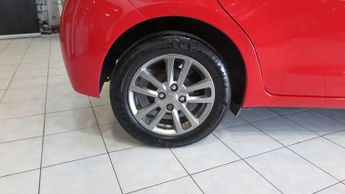TOYOTA YARIS 1.4 D-4D Icon