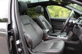 LAND ROVER DISCOVERY SPORT 2.0 Si4 HSE Dynamic Lux