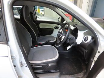 RENAULT TWINGO 1.0 SCe Dynamique Euro 6 (s/s) 5dr