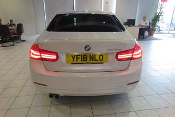 BMW 3 SERIES 2.0 320d ED Plus Saloon