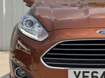 FORD FIESTA 1.6 Titanium Powershift Euro 5 5dr