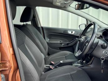 FORD FIESTA 1.6 Titanium Powershift Euro 5 5dr