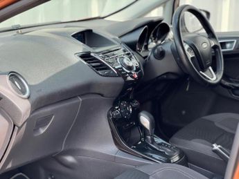 FORD FIESTA 1.6 Titanium Powershift Euro 5 5dr