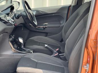 FORD FIESTA 1.6 Titanium Powershift Euro 5 5dr
