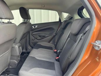 FORD FIESTA 1.6 Titanium Powershift Euro 5 5dr
