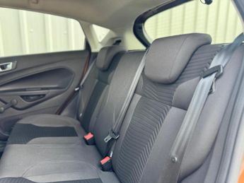 FORD FIESTA 1.6 Titanium Powershift Euro 5 5dr