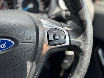 FORD FIESTA 1.6 Titanium Powershift Euro 5 5dr
