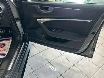 AUDI RS6 4.0 TFSI V8 Vorsprung