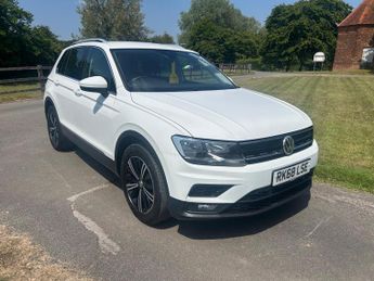Volkswagen Tiguan 1.4 TSI SE Navigation
