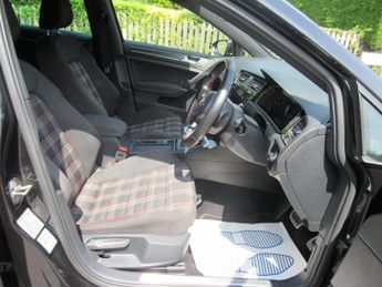 VOLKSWAGEN GOLF 2.0 TSI GTI Performance DSG Euro 6 (s/s) 5dr