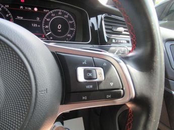 VOLKSWAGEN GOLF 2.0 TSI GTI Performance DSG Euro 6 (s/s) 5dr