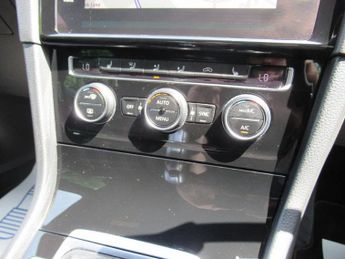 VOLKSWAGEN GOLF 2.0 TSI GTI Performance DSG Euro 6 (s/s) 5dr