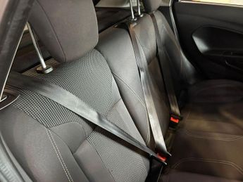 FORD FIESTA 1.0 T EcoBoost Titanium