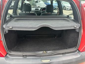 RENAULT CLIO 1.5 dCi Extreme 3