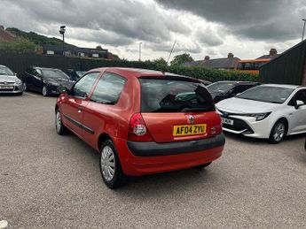 RENAULT CLIO 1.5 dCi Extreme 3