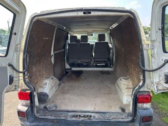 VOLKSWAGEN TRANSPORTER 2.5