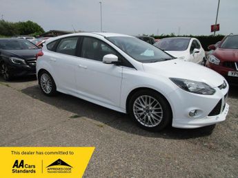 Ford Focus 1.6 TDCi Zetec S - ULEX - 20 ROAD TAX - 3 MONTHS WARRANTY