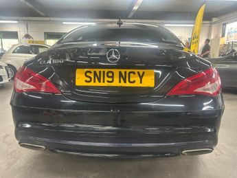 MERCEDES-BENZ CLA 1.6 CLA180 AMG Line Edition