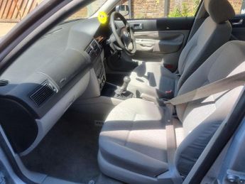 VOLKSWAGEN GOLF 1.4 Match
