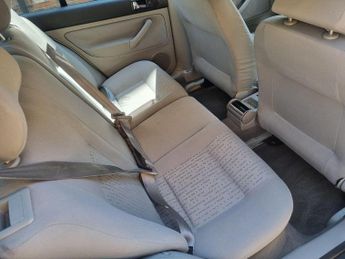 VOLKSWAGEN GOLF 1.4 Match