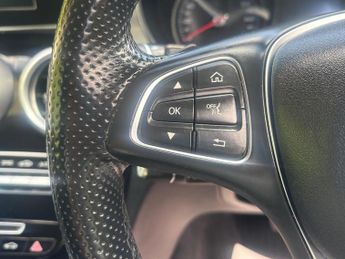 MERCEDES-BENZ C CLASS 2.0 C200 Sport
