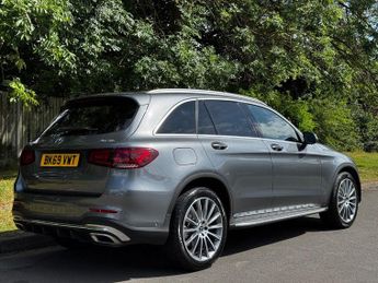 MERCEDES-BENZ GLC 2.0 GLC220d AMG Line