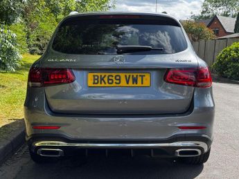 MERCEDES-BENZ GLC 2.0 GLC220d AMG Line