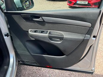 VOLKSWAGEN SHARAN 2.0 TDI BlueMotion Tech SE