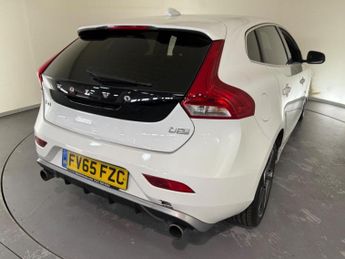VOLVO V40 2.0 D2 R-Design Euro 6 (s/s) 5dr